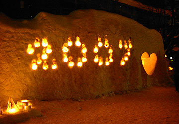 ��{�����i����4�j4