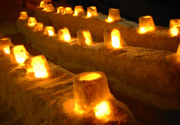 ��{�����i����4�j8