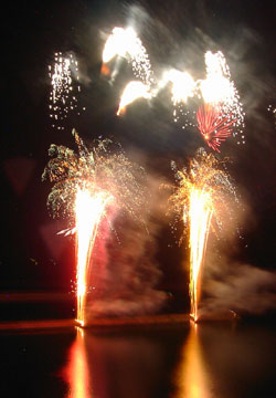 �E�C���O�x�C���M�I�[�V�����Y�f�C�ԉΑ��i7��21���j23