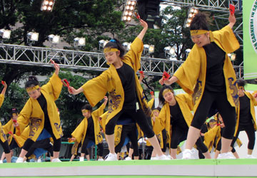 ��18��YOSAKOI�\�[�����Ղ�i��ʐ�8���ڃX�e�[�W����1�j16