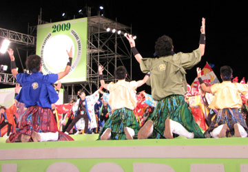 ��18��YOSAKOI�\�[�����Ղ�i��ʐ�8���ڃX�e�[�W����2�j17