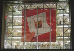 JR�D�y�w�O����݂��X�e���v���C�X�t��