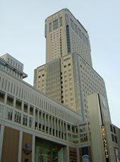 JR�^���[�r��1